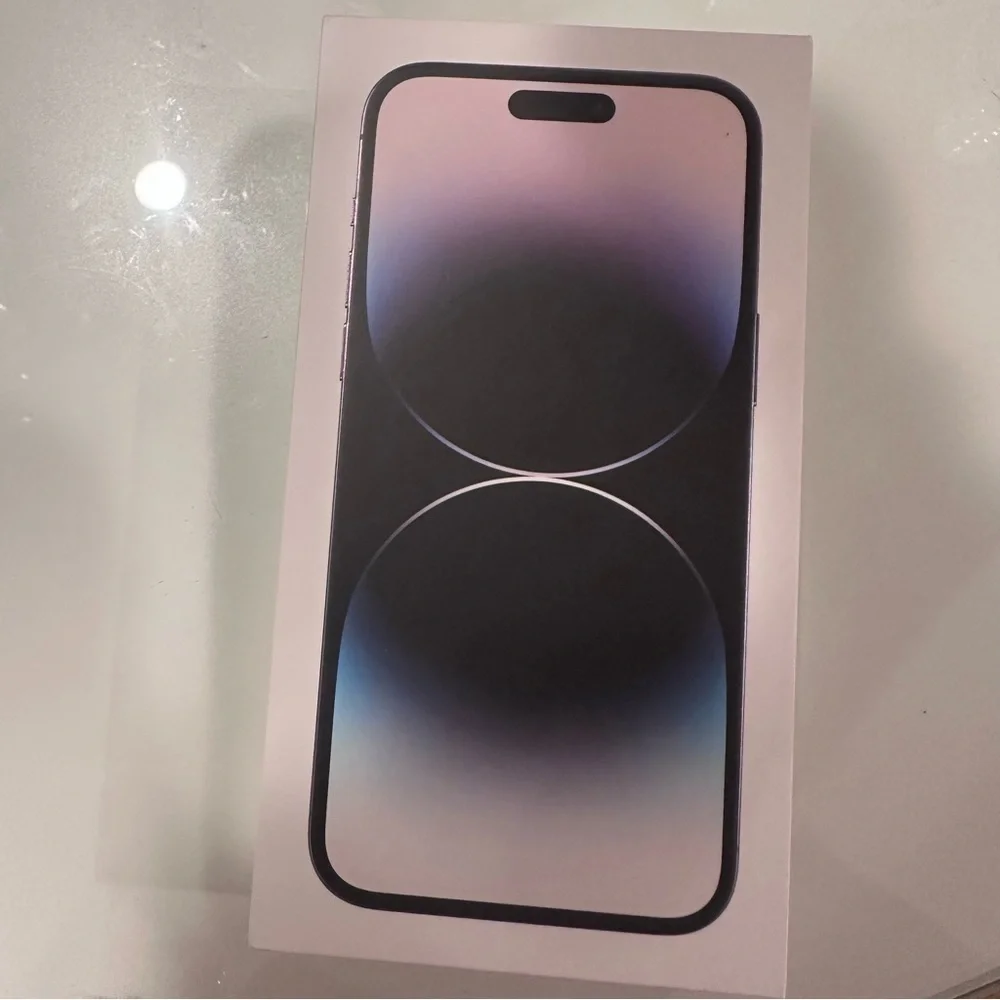 iPhone 14 Pro Max Box